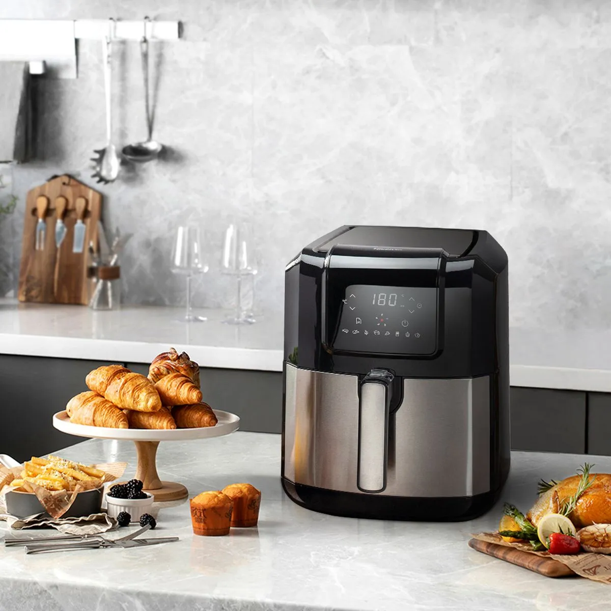 Hisense 5L Air Fryer with Digital Touch Control Panel HO6AFBK1S1