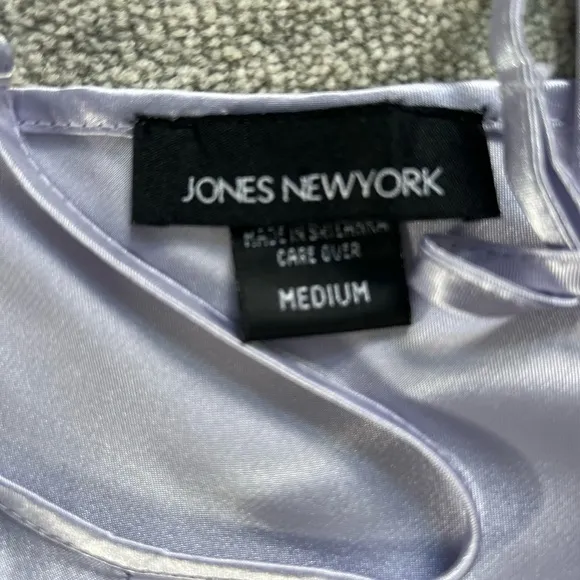 Jones New York Stunning Lavender Long Slip