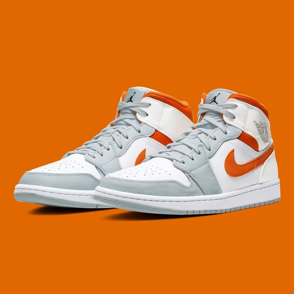 JORDAN 1 MID x STARFISH PURE PLATINUM