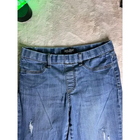 Judy Blue Women's Size 29 Distressed Boyfriend Jeans Medium Wash