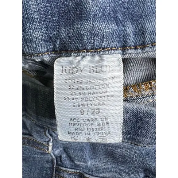 Judy Blue Women's Size 29 Distressed Boyfriend Jeans Medium Wash