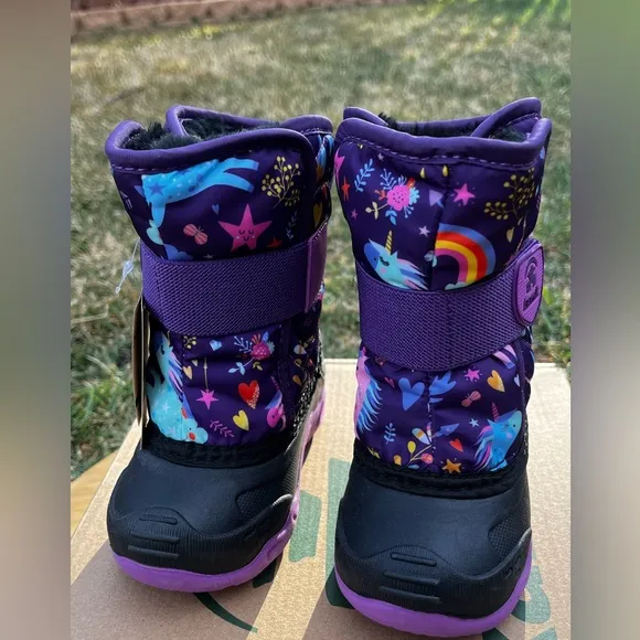 Kamik Snowbug 6 Little Kids SZ 5 Purple and Black Winter Boots Unicorn Pattern