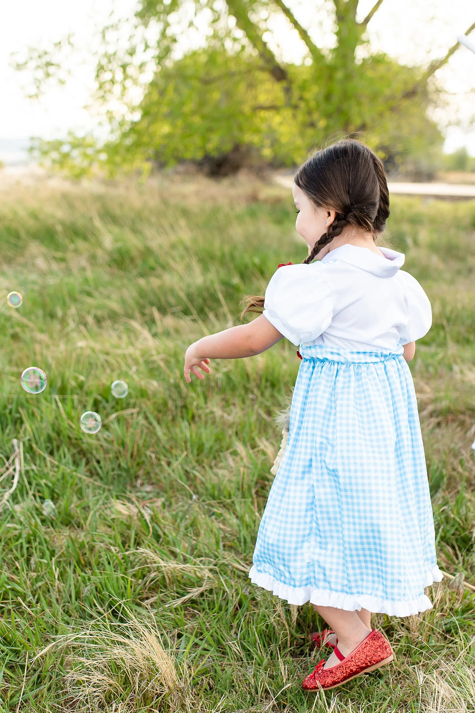 Kansas Girl with Bows