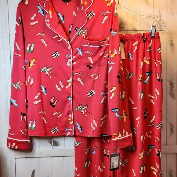 Kate Spade 2 piece Red Party Shoes Sleepwear Set