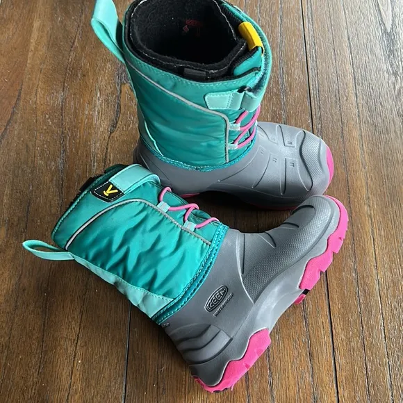 Kids KEEN LUMI Waterproof Snow Boots