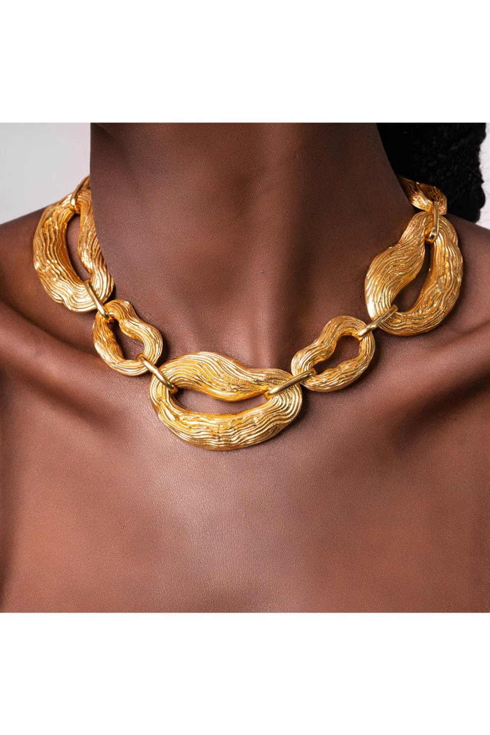 Knotty Link Necklace - Gold Tone