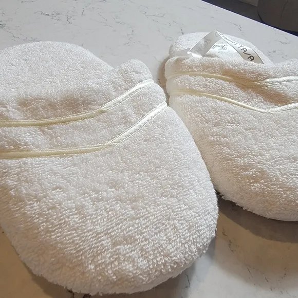 La Perla Joelle terrycloth bath slippers size 6.5 Medium