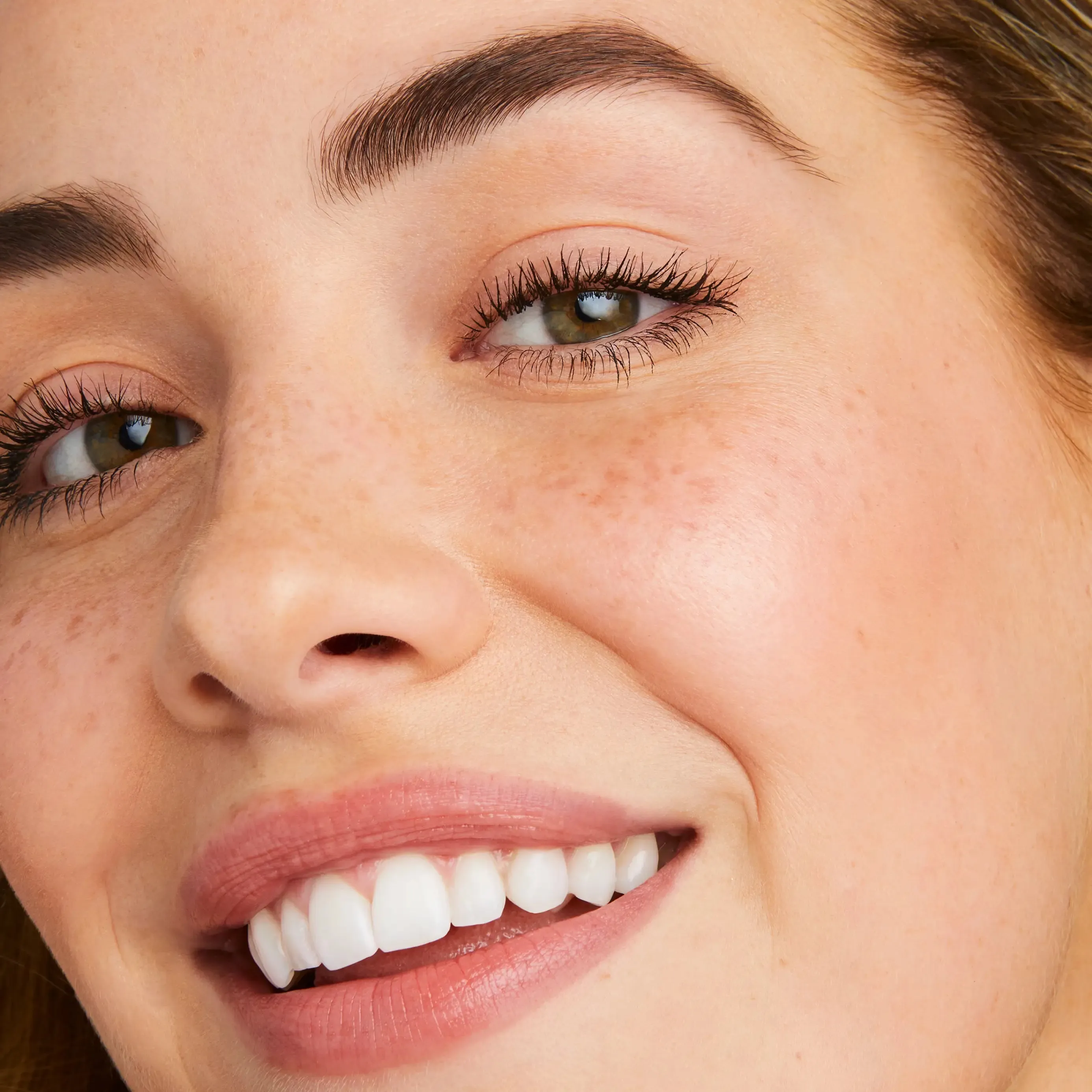 Lash Fixation™ Length & Definition Tubing Mascara