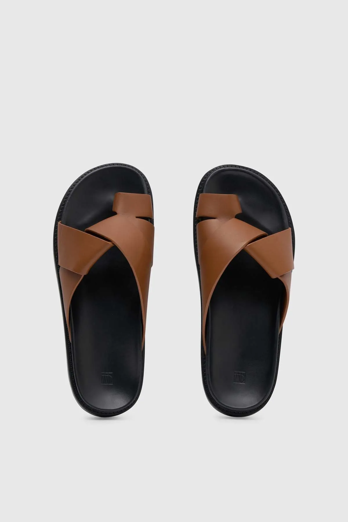Laurel Sandal