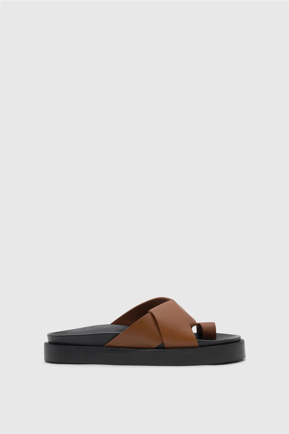 Laurel Sandal