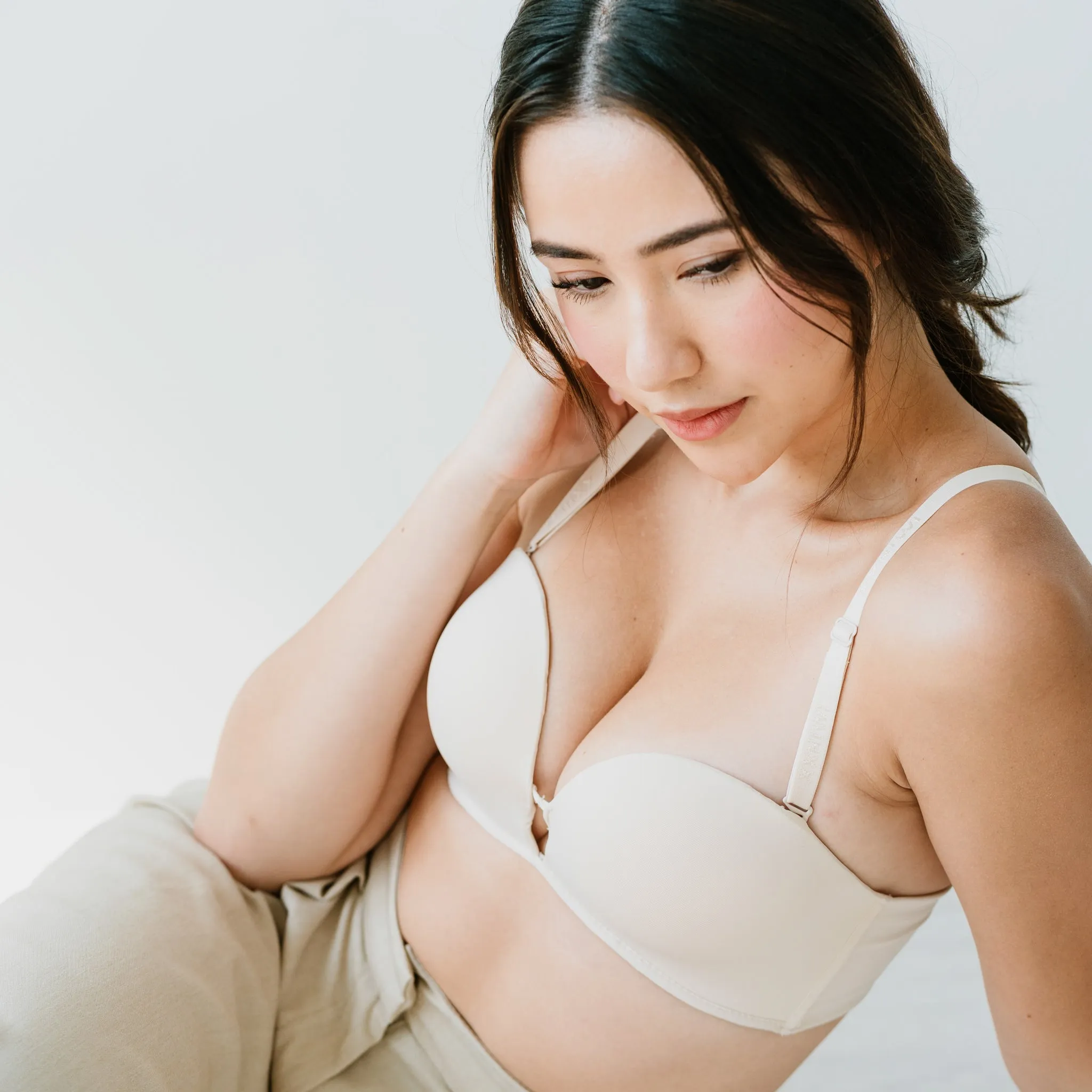 LIFT IT UP! V2.0 100% Non-Slip Super Push Up Strapless Wireless Bra in Beige Nude