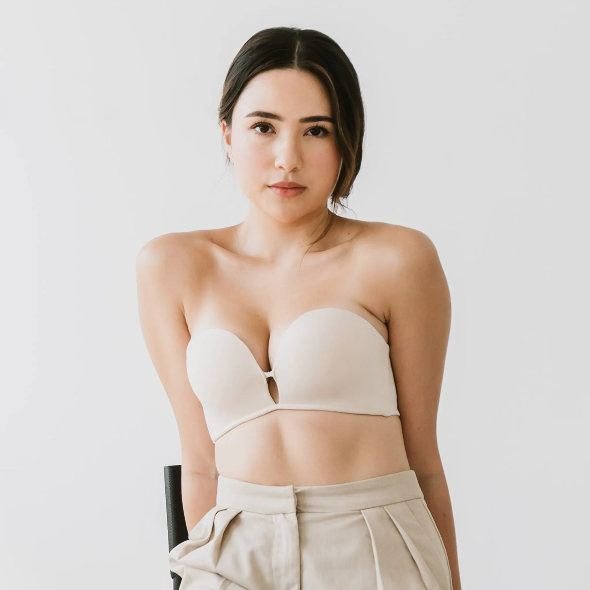 LIFT IT UP! V2.0 100% Non-Slip Super Push Up Strapless Wireless Bra in Beige Nude