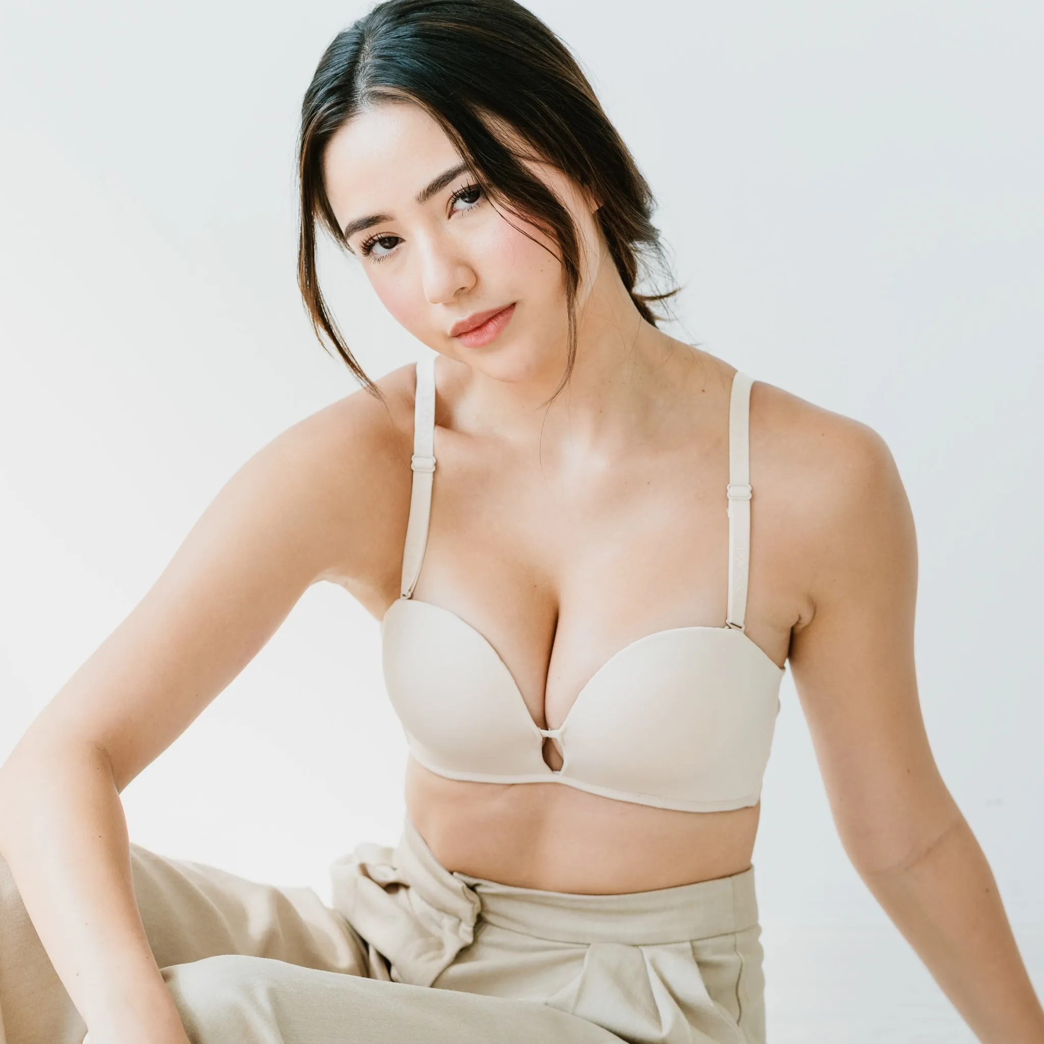 LIFT IT UP! V2.0 100% Non-Slip Super Push Up Strapless Wireless Bra in Beige Nude