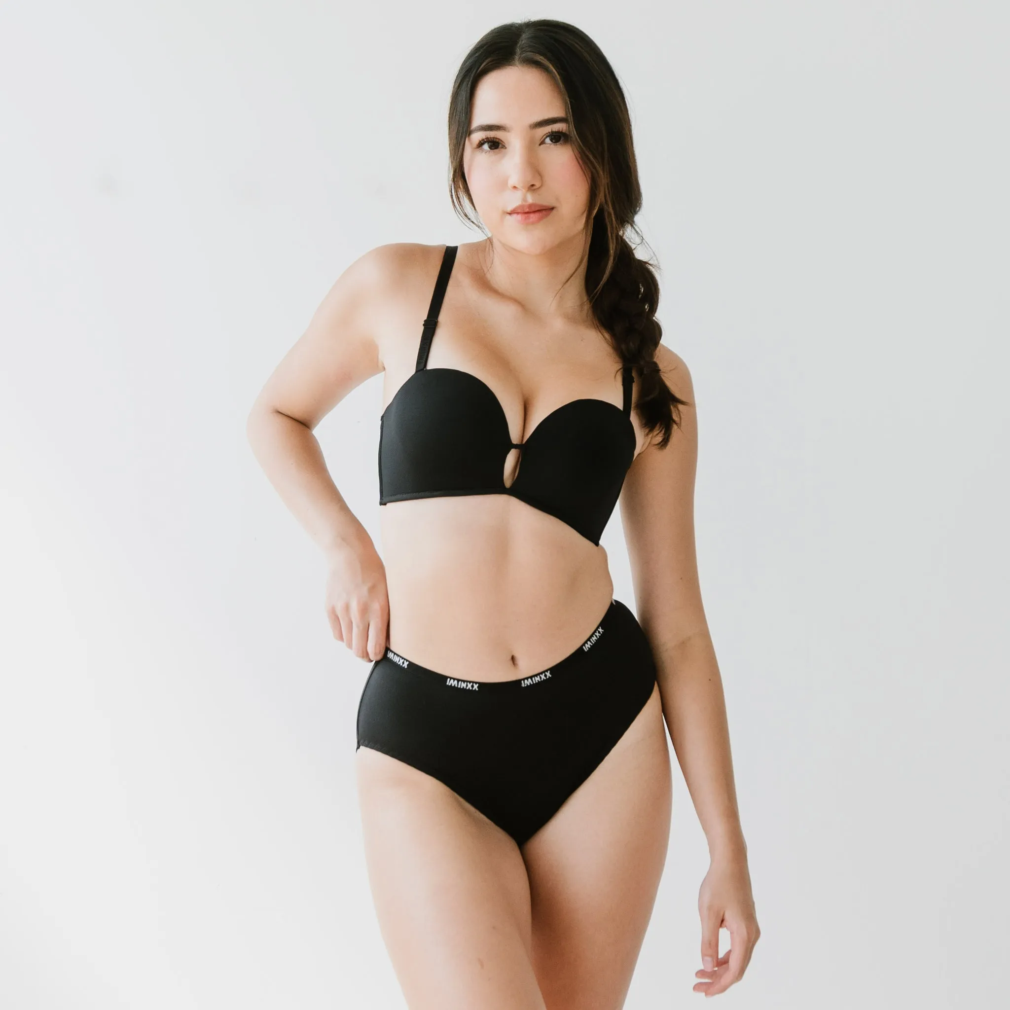 LIFT IT UP! V2.0 100% Non-Slip Super Push Up Strapless Wireless Bra in Black
