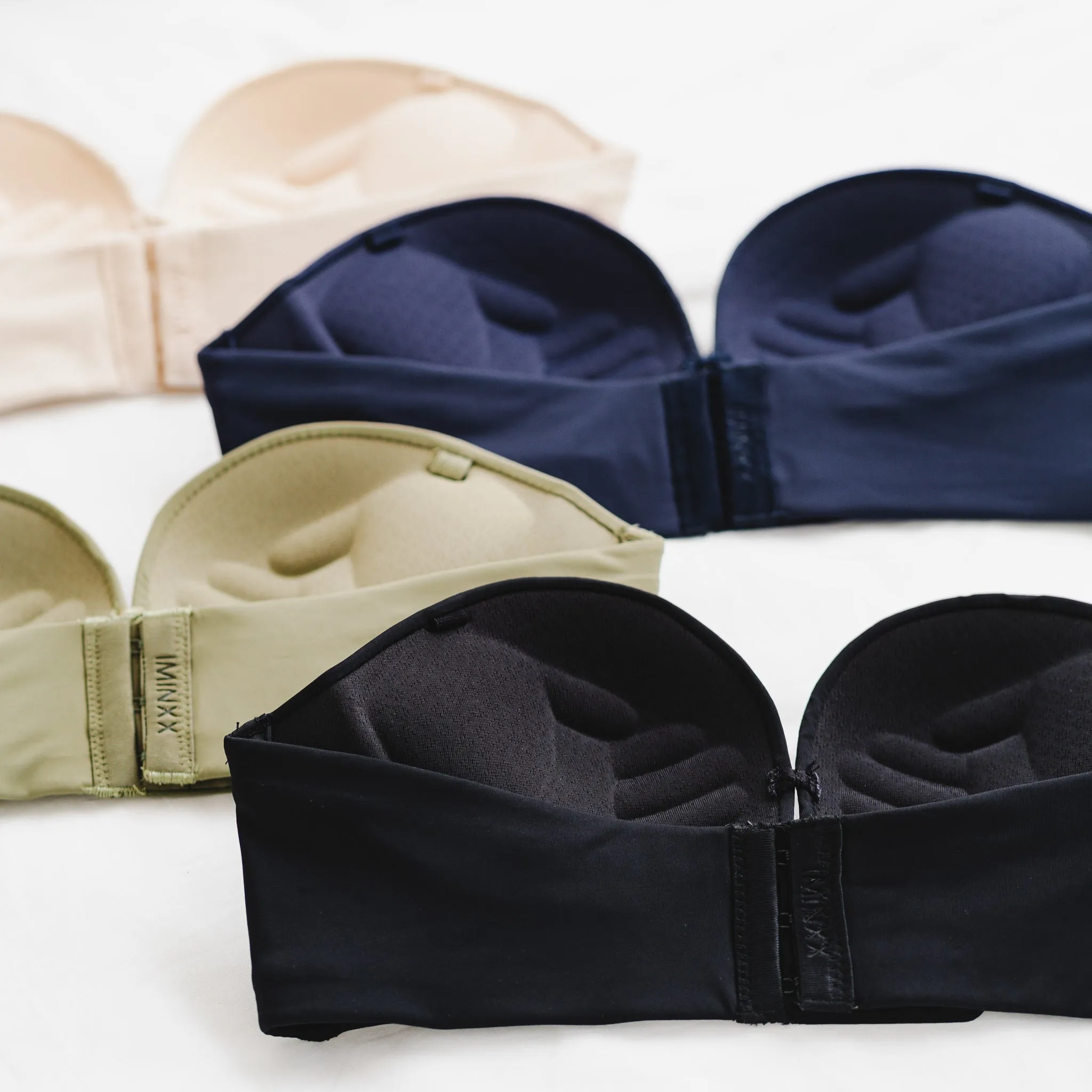 LIFT IT UP! V2.0 100% Non-Slip Super Push Up Strapless Wireless Bra in Midnight Blue