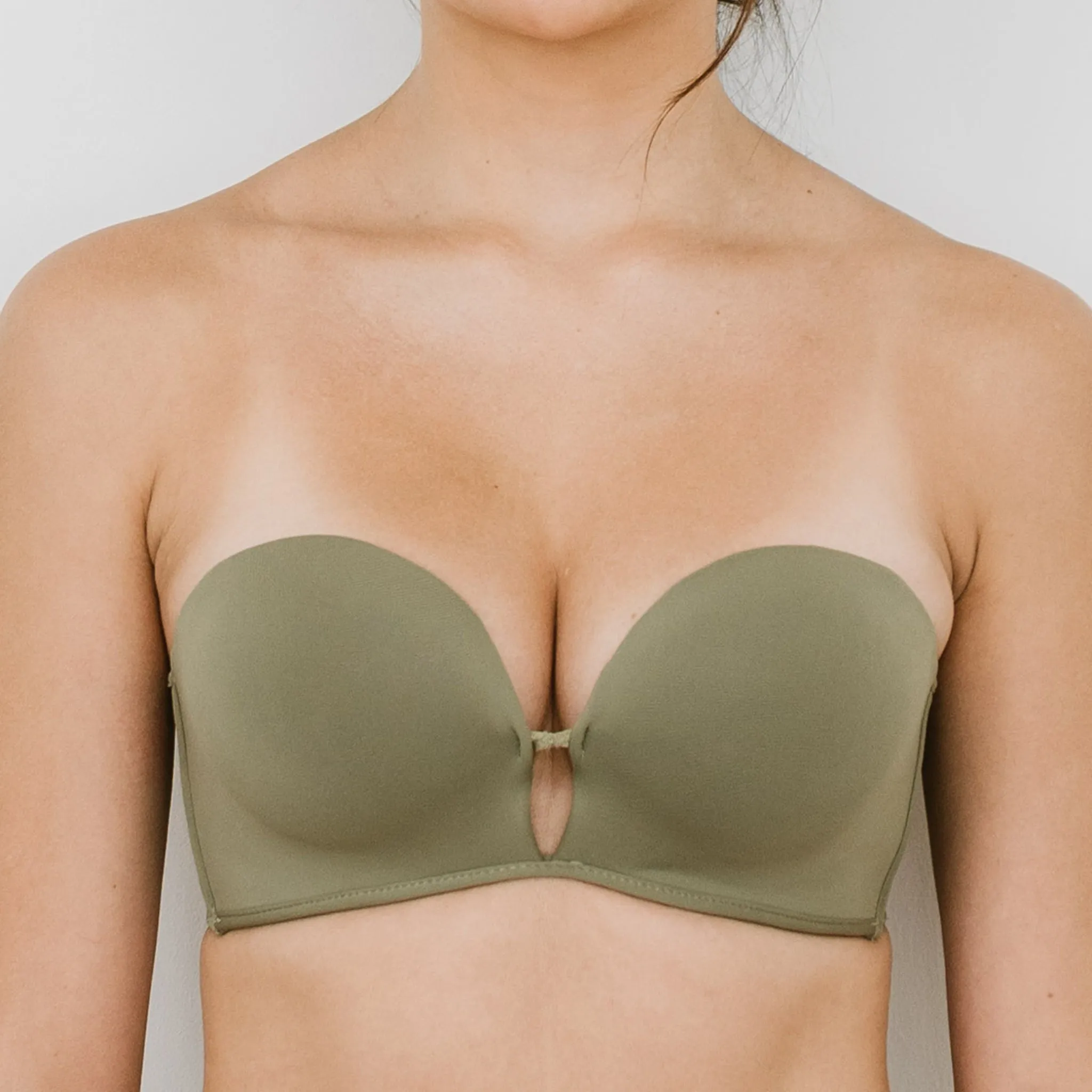 LIFT IT UP! V2.0 100% Non-Slip Super Push Up Strapless Wireless Bra in Sage