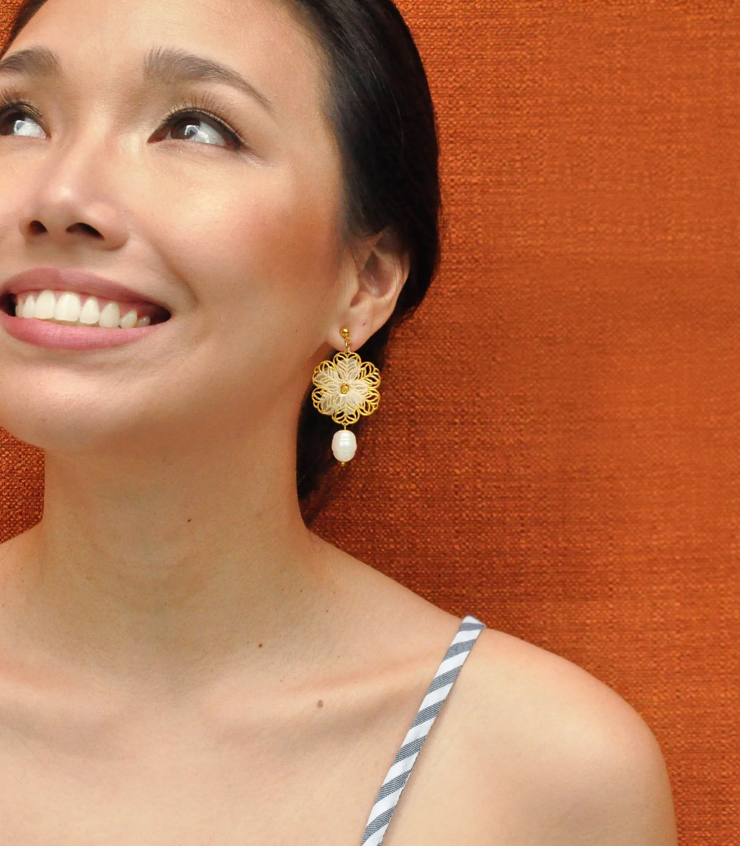 Lila Pearl Earrings