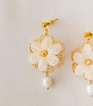 Lila Pearl Earrings
