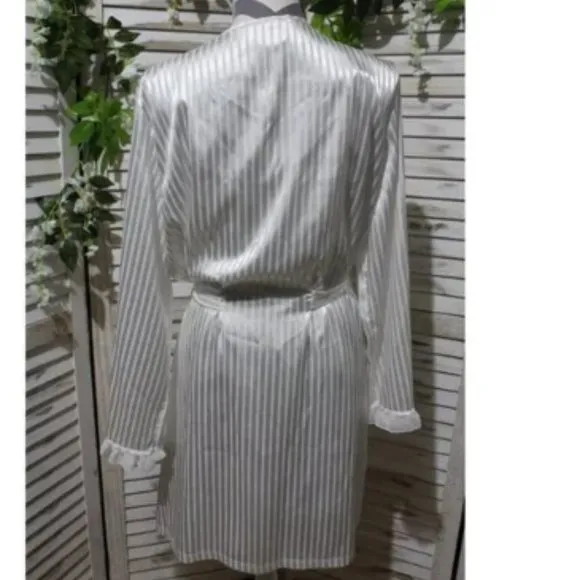 Linea Donatella Lingerie and Robe (1236)