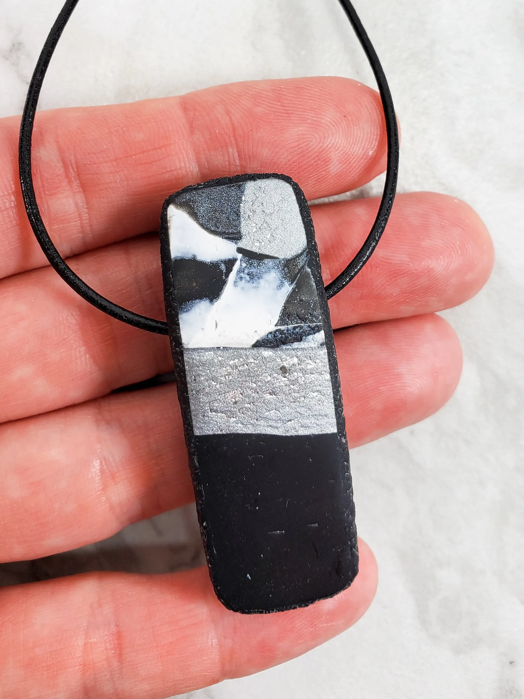 Long Rectangle Pendant - Calacatta
