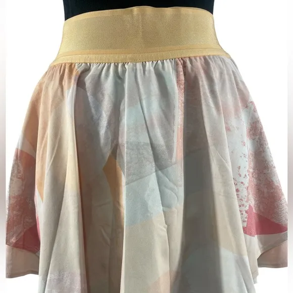 Lululemon court rival skirt, built in short &amp; pockets,Peach, White, Pink,size 8