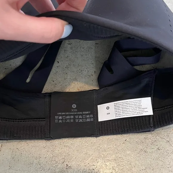 lululemon NWT AirSupport Bra
