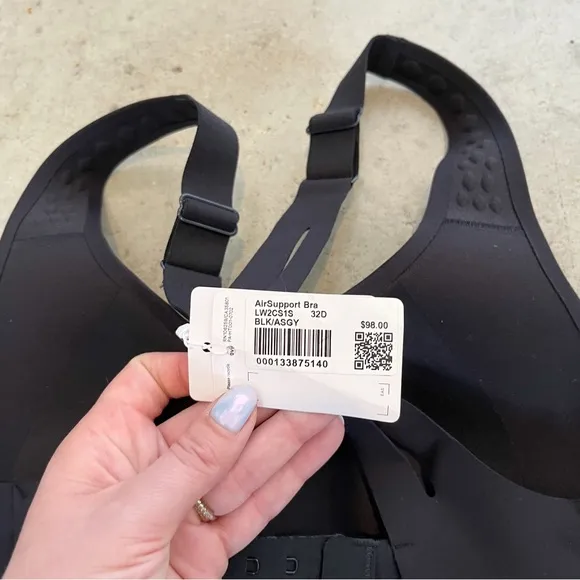 lululemon NWT AirSupport Bra