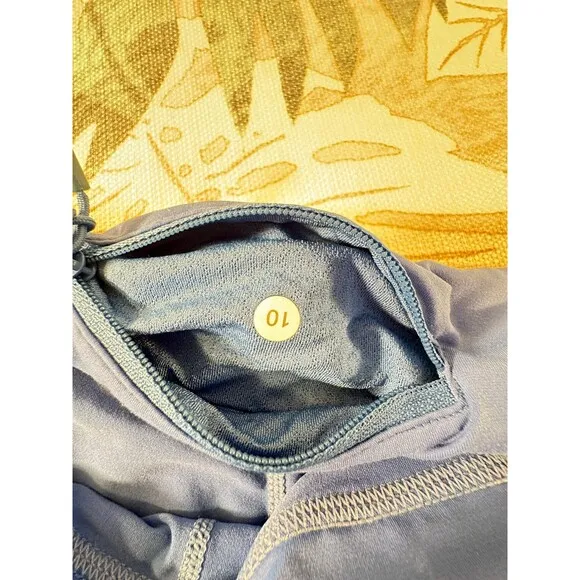 Lululemon Run In The Sun Skirt SkortBeachy Floral White Porcelaine / Porcelaine