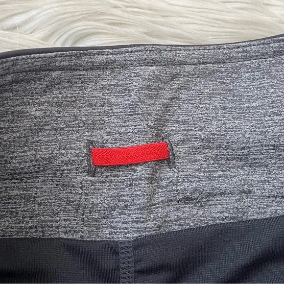 {Lululemon} Run Reflection Skirt Skort in Alarming Ombre Stripe - Womens 2