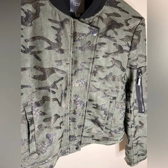 Lysse NY Green Camo Moto Jacket Faux Suede Medium EUC