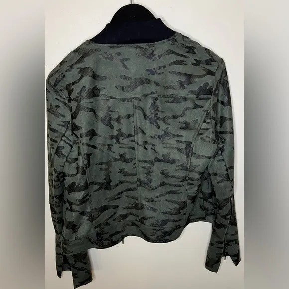 Lysse NY Green Camo Moto Jacket Faux Suede Medium EUC