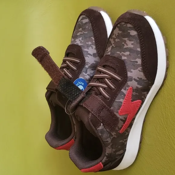 M2P ZIPS JOGGER CAMO UNISEX SNEAKERS