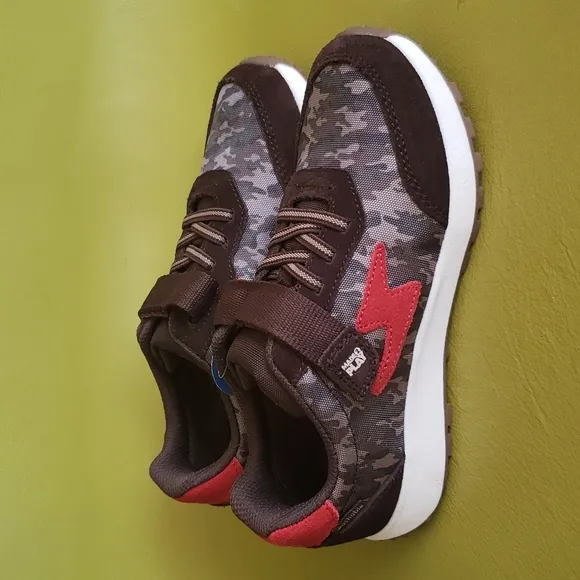 M2P ZIPS JOGGER CAMO UNISEX SNEAKERS
