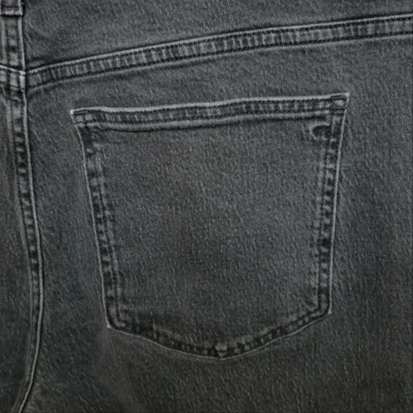 Madewell Black Perfect Vintage Distressed Straight High Rise Jeans Size 33
