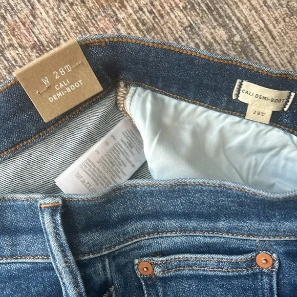 Madewell Tall Cali Demi-Boot Jeans in Smithley Wash NG812 T28 28