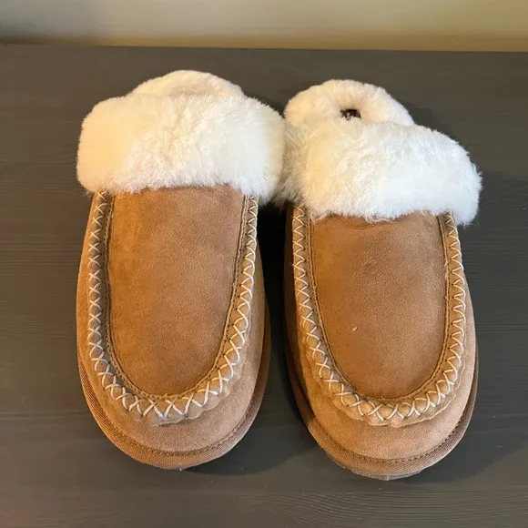 Manitobah Men’s Cabin Slide Slippers NEW