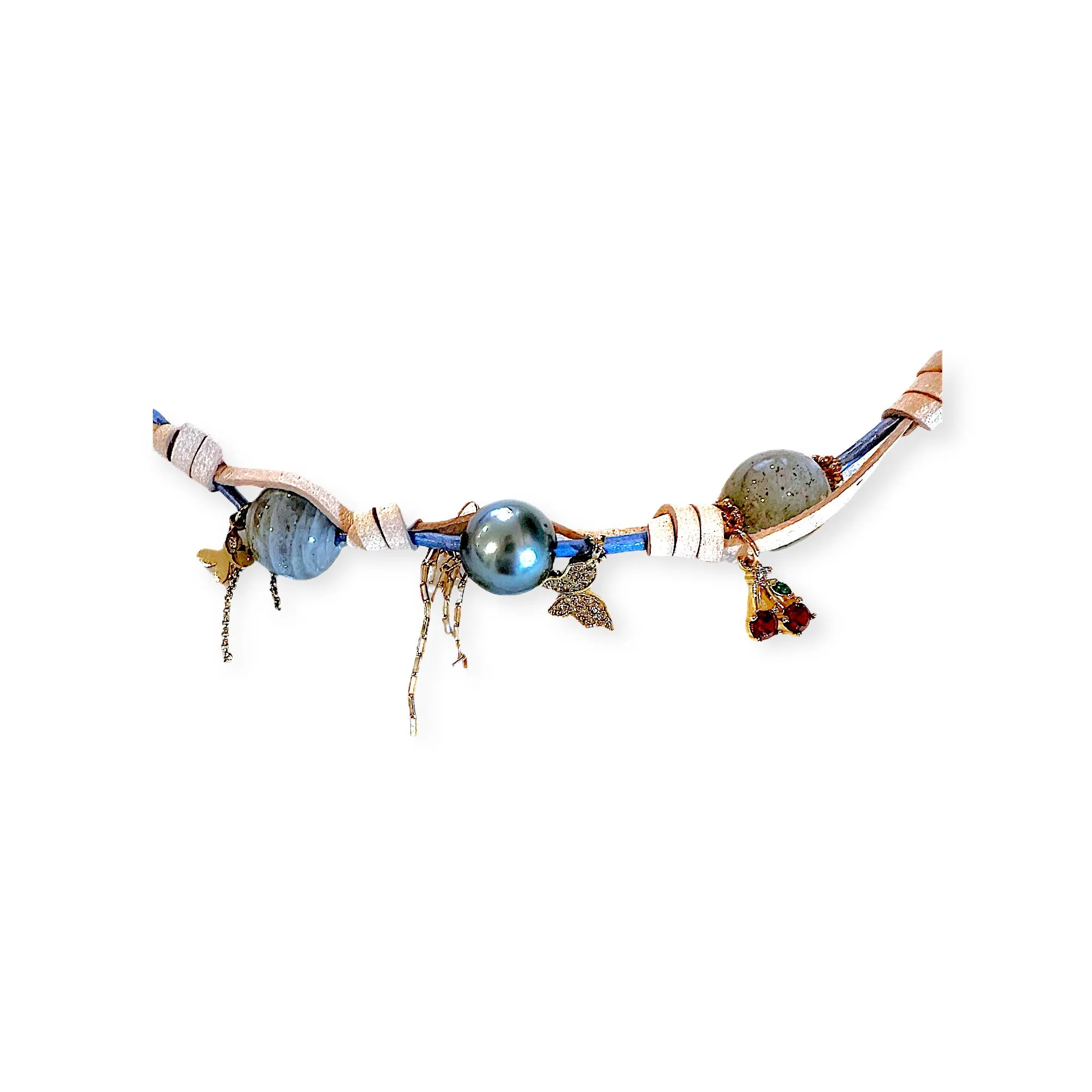 MIDSUMMER DAY DREAM SPARKLING CHARM PEARL LABRADORITE AND CHAIN ROCKER NECKLACE