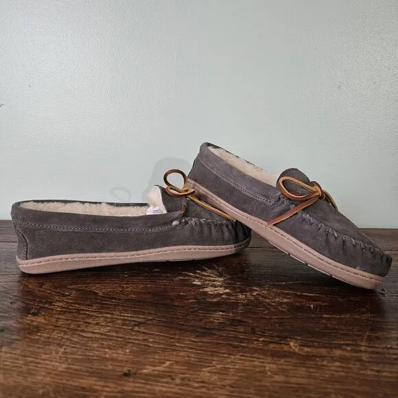 Minnetonka Womens Sheepskin Hardsole Moccasin Slippers Gray Size 9