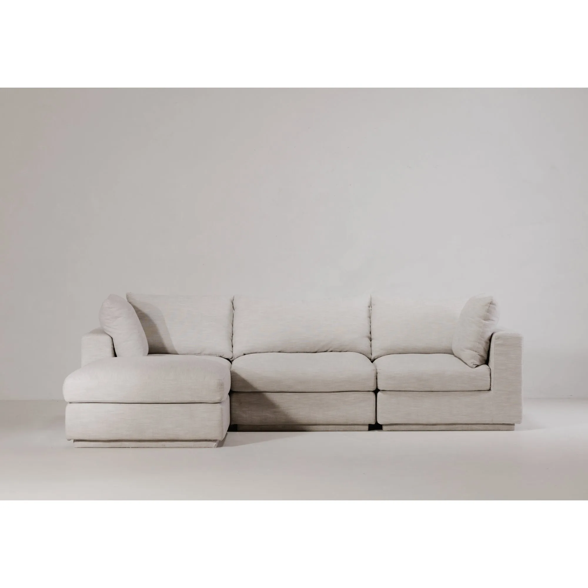 Modular Living Spaces: Crafted for Comfort and Style