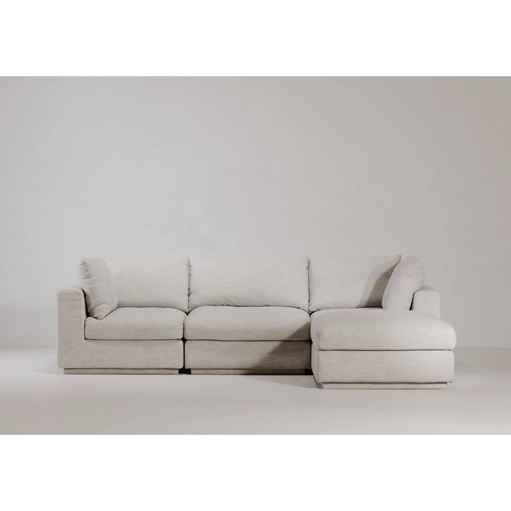 Modular Living Spaces: Crafted for Comfort and Style