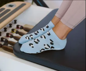 MoveActive Classic Low Rise Non Slip Grip Socks - Cheetah Sky Blue
