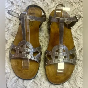 Naot Women's Elinor Leather StrappyStudded Sandals Gunmetal/Pewter Size 9.5