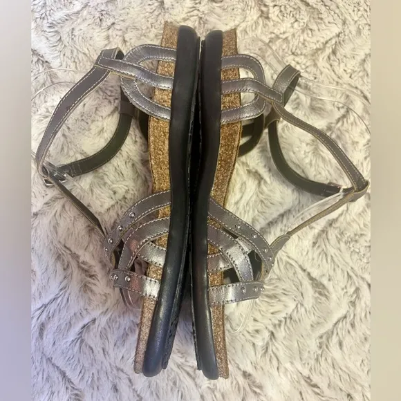 Naot Women's Elinor Leather StrappyStudded Sandals Gunmetal/Pewter Size 9.5