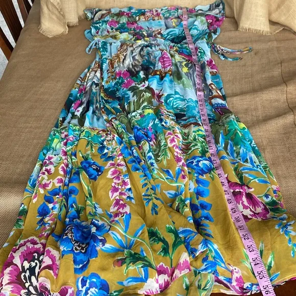 NEW Anthropologie V Neck Flutter Sleeve Dress Missing Inner Slip