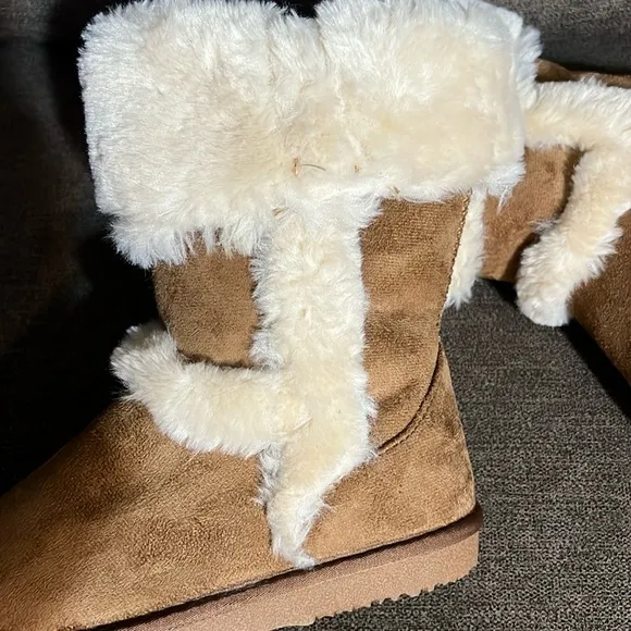New I.N.C. International Concepts Little Girls Witty Faux Fur Boots Size 3