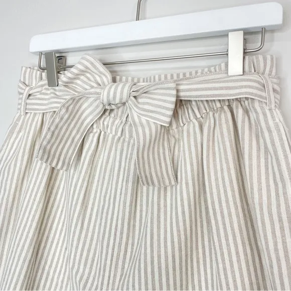 NEW Johnny Was Ciana Paper Waist Shorts Size Medium