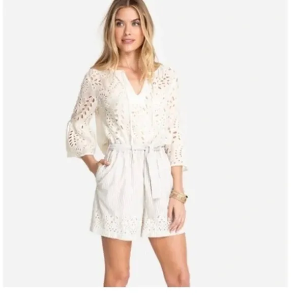 NEW Johnny Was Ciana Paper Waist Shorts Size Medium