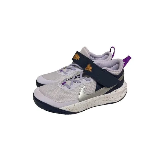 NEW! Nike Team Hustle D 10 SE Little Kids Girl's Shoes Sneakers Size 3 3Y