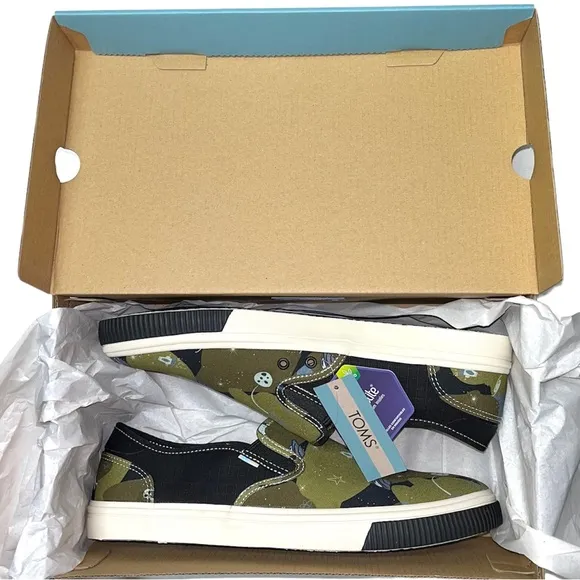 NEW Toms Men’s Baja Slip On Sneakers Aliens Camo Print size 9.5 Green