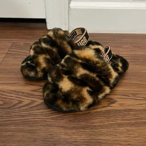 NEW UGG Brown Leopard Fluff Yeah Slippers Size 10 Children’s $70